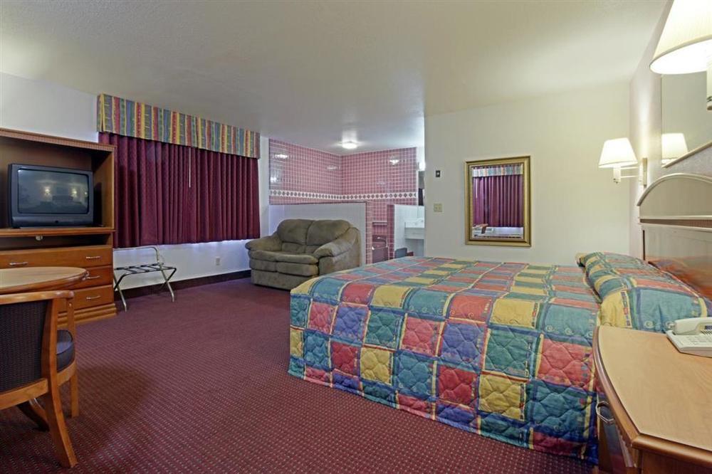 Americas Best Value Inn Pico Rivera East Los Angeles Phòng bức ảnh